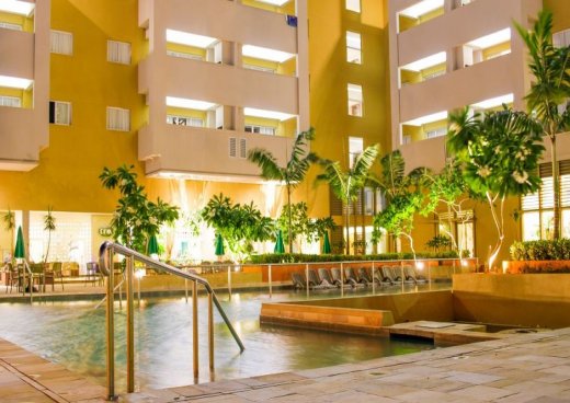 Hot Beach Suites